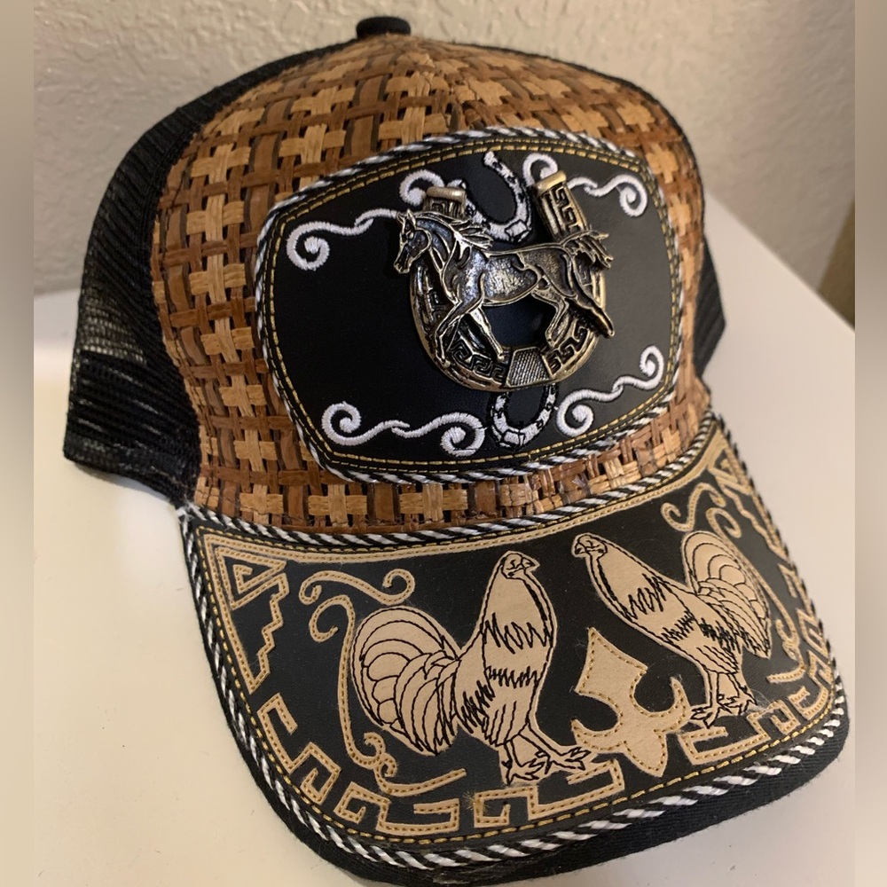 Men's Handcrafted Hat - Picture 4 of 4